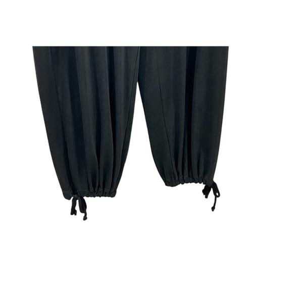 Chico's Travelers Knit Pants Dark Black Size 0 / Small Slinky Cropped Capris - Picture 4 of 6